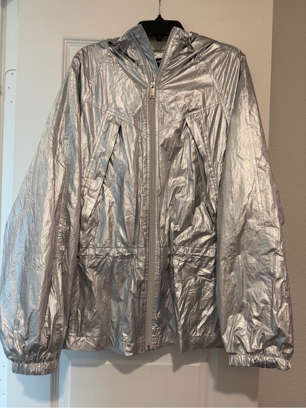 DKNY Silver Metallic Hooded Windbreaker Jacket Size Small Y2K Futuristic